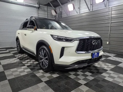 Another view of 2022 INFINITI QX60 AUTOGRAPH for sale in Sykesville, MD at Trust Auto