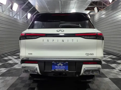 More photos of 2022 INFINITI QX60 AUTOGRAPH at Trust Auto, MD