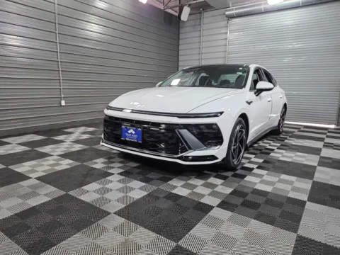 Beige 2024 Hyundai Sonata SEL for sale in Sykesville, MD