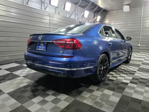 More photos of 2017 Volkswagen Passat R-Line w/Comfort Pkg at Trust Auto, MD