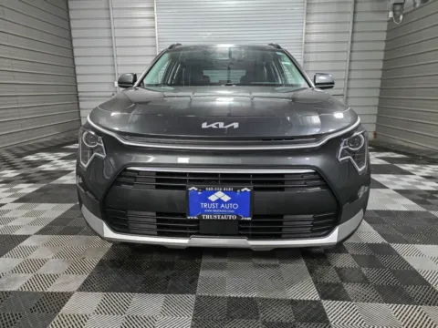 Photos of 2023 Kia Niro Plug-In Hybrid EX for sale in Sykesville, MD at Trust Auto