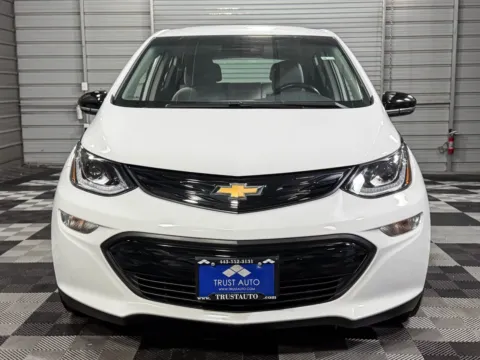 Photos of 2021 Chevrolet Bolt EV LT Electric Hatchback for sale in Sykesville, MD at Trust Auto