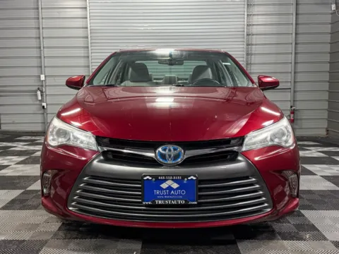 Another view of 2017 Toyota Camry XLE Hybrid-Electric Sedan for sale in Sykesville, MD at Trust Auto