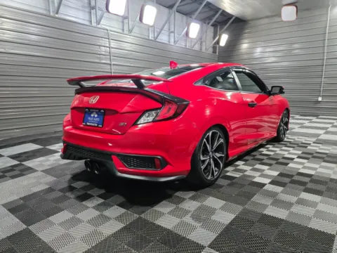 More photos of 2017 Honda Civic Si 6-Speed Manual Coupe at Trust Auto, MD