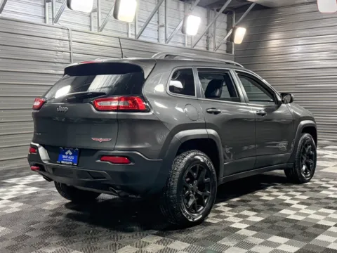 More photos of 2016 Jeep Cherokee Trailhawk 4WD SUV at Trust Auto, MD