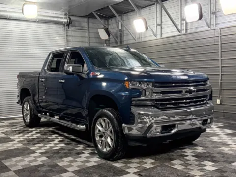 Another view of 2020 Chevrolet Silverado 1500 LTZ 4WD Crew Cab 5.3L V8 Pickup Truck w/Plus/Z71 Off-Road Pkgs for sale in Sykesville, MD at Trust Auto