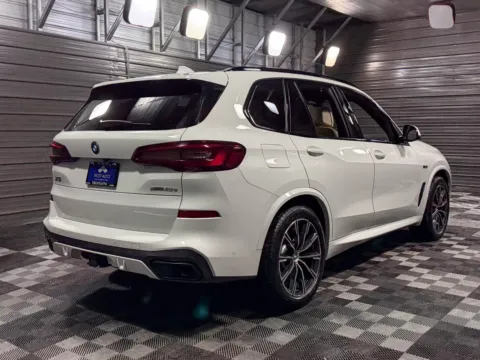 More photos of 2022 BMW X5 xDrive45e at Trust Auto, MD