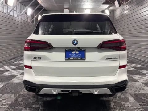 More photos of 2022 BMW X5 xDrive45e at Trust Auto, MD