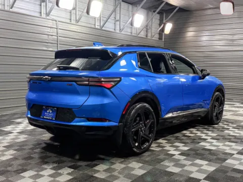 More photos of 2025 Chevrolet Equinox EV RS at Trust Auto, MD