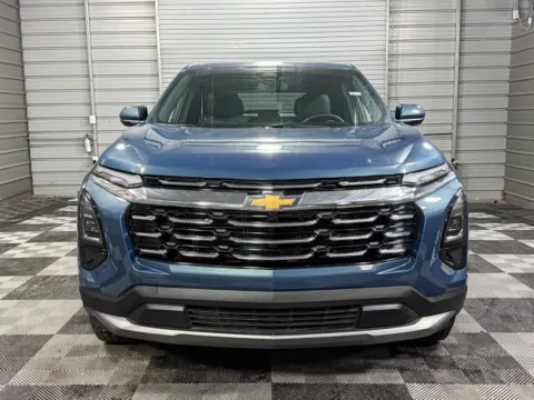 Photos of 2026 Chevrolet Equinox FWD LT for sale in Sykesville, MD at Trust Auto