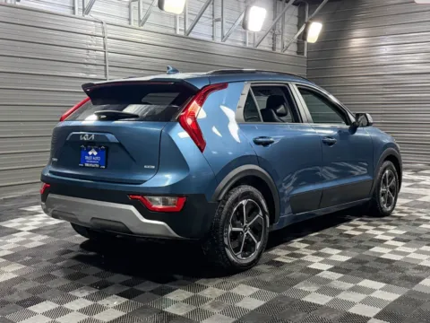 More photos of 2023 Kia Niro EX Plug-In Hybrid SUV at Trust Auto, MD