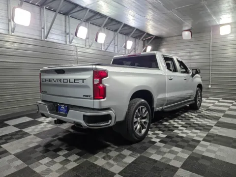 More photos of 2022 Chevrolet Silverado 1500 LTD RST 4WD Crew Cab 6.2L V8 Ecotec3 Pickup Truck w/Z71 Off-Road and Protection Pkg at Trust Auto, MD