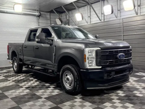 Another view of 2025 Ford Super Duty F-250 SRW Platinum for sale in Sykesville, MD at Trust Auto