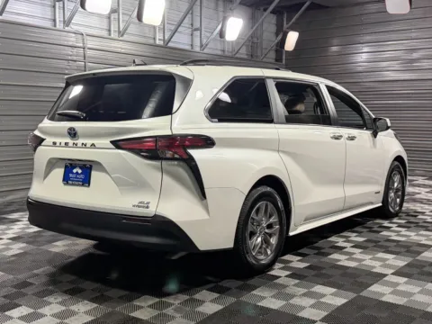 More photos of 2021 Toyota Sienna XLE at Trust Auto, MD