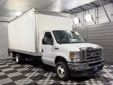 More photos of 2021 Ford E-Series Chassis E-450 Super Duty 176 Cutaway RWD at Trust Auto, MD