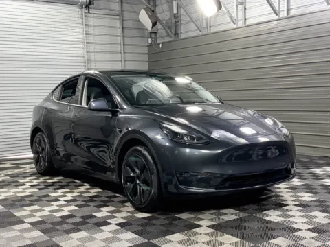 More photos of 2024 Tesla Model Y Long Range Electric SUV at Trust Auto, MD
