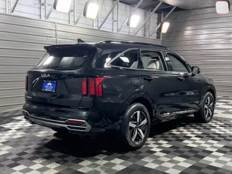 More photos of 2023 Kia Sorento S 7-Passenger SUV at Trust Auto, MD