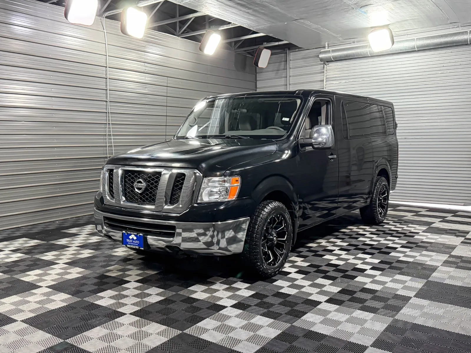 Silver 2021 Nissan NV Passenger NV3500 HD S for sale in Sykesville, MD
