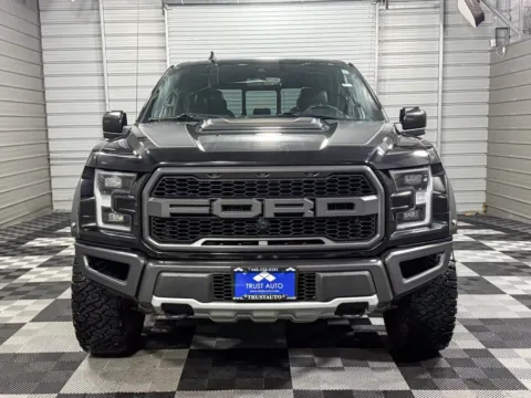 Photos of 2019 Ford F-150 Raptor for sale in Sykesville, MD at Trust Auto