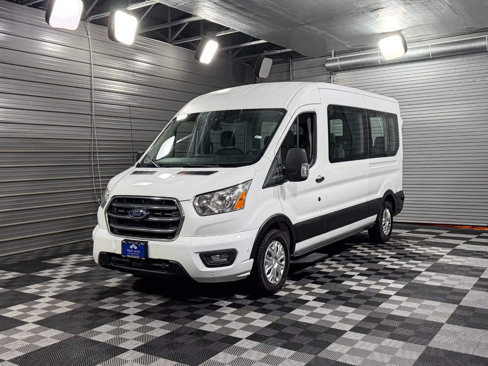 Silver 2020 Ford Transit Passenger Wagon XLT for sale in Sykesville, MD