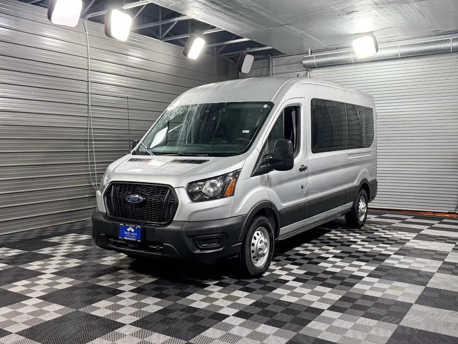 Gray 2022 Ford Transit Passenger Wagon XL for sale in Sykesville, MD