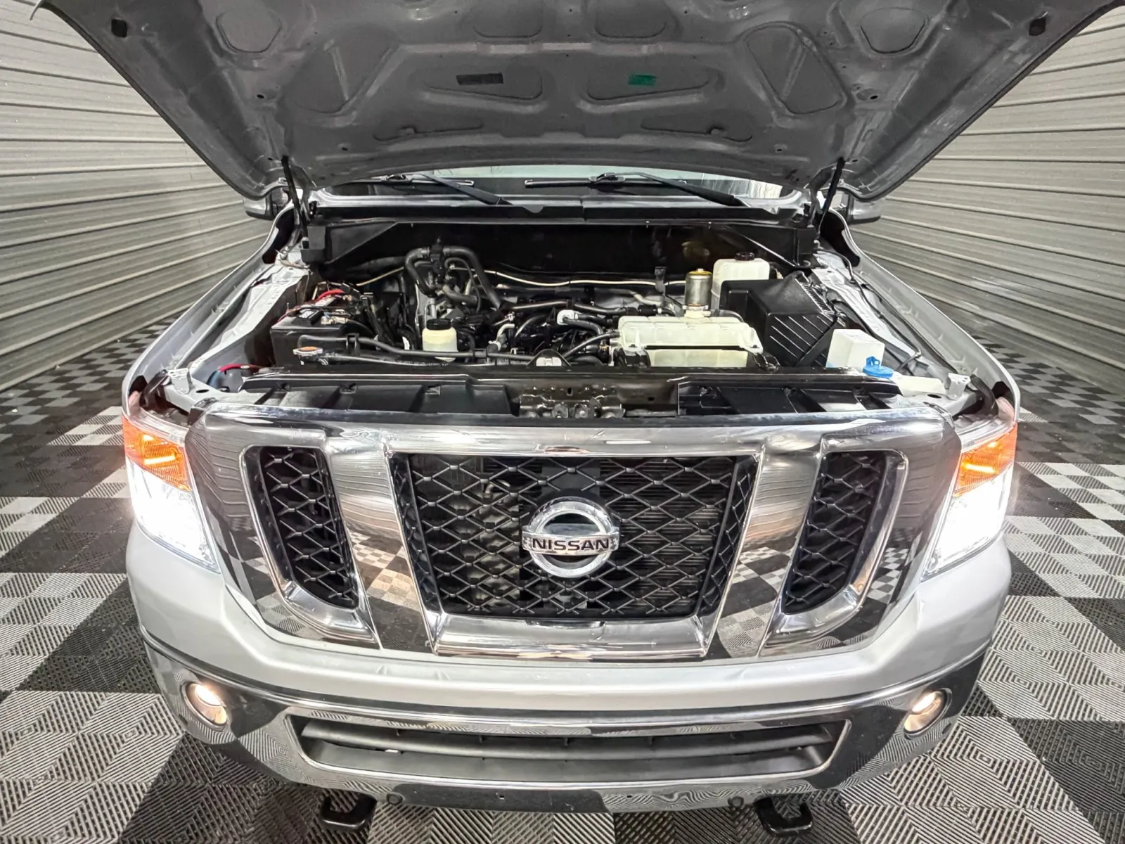 2019 Nissan NV Passenger SL - Photo 41