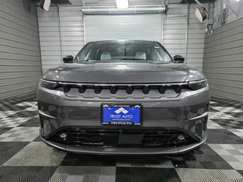 Photos of 2025 Jeep Wagoneer S Limited for sale in Sykesville, MD at Trust Auto