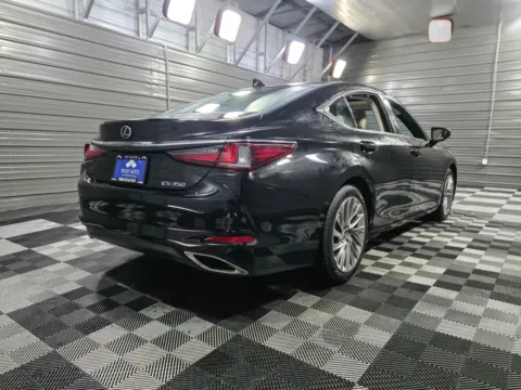 More photos of 2020 Lexus ES 350 Ultra Luxury at Trust Auto, MD