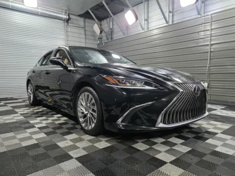 Another view of 2020 Lexus ES 350 Ultra Luxury for sale in Sykesville, MD at Trust Auto