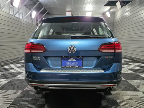 More photos of 2019 Volkswagen Golf Alltrack S at Trust Auto, MD
