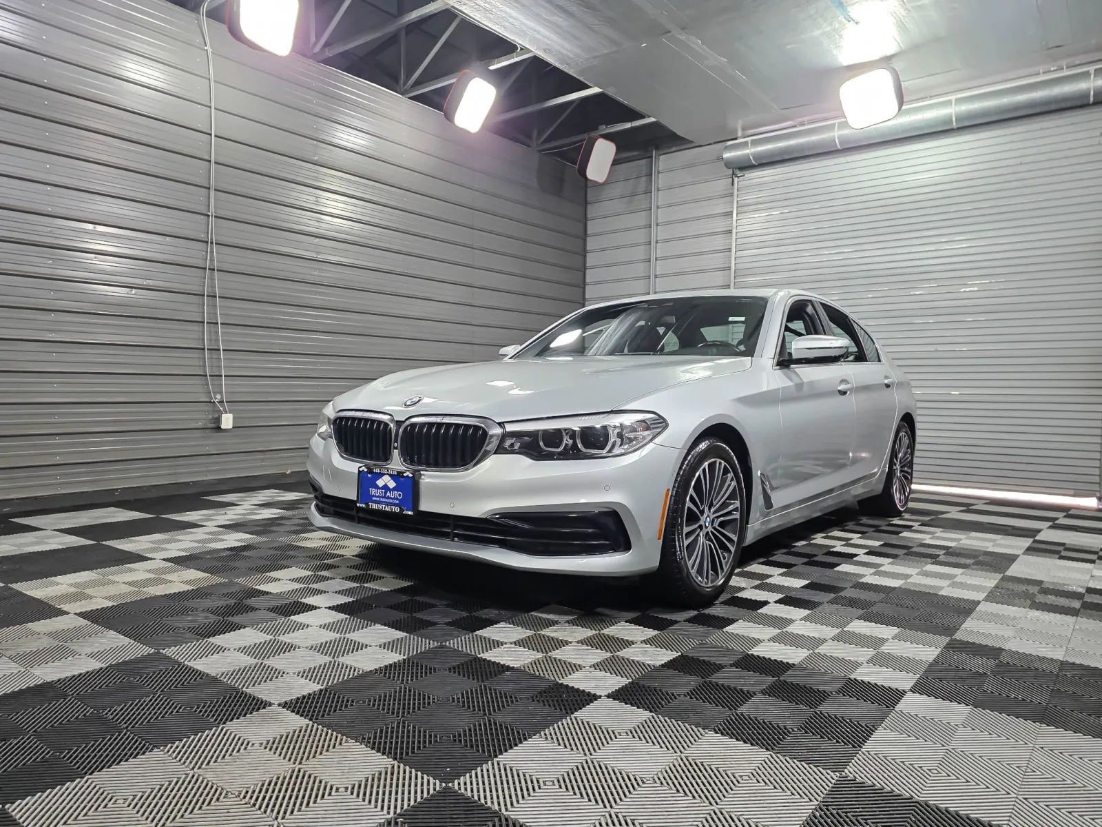 White 2019 BMW 5 Series 530i xDrive for sale in Sykesville, MD