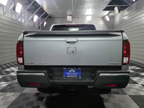 More photos of 2019 Honda Ridgeline RTL at Trust Auto, MD