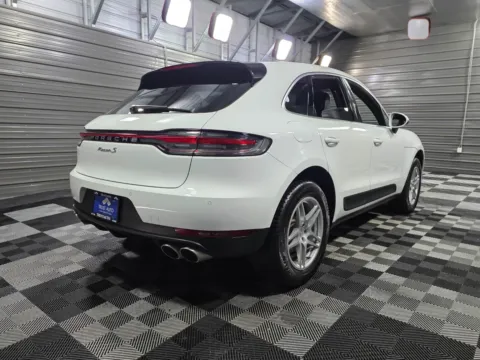 More photos of 2020 Porsche Macan S at Trust Auto, MD