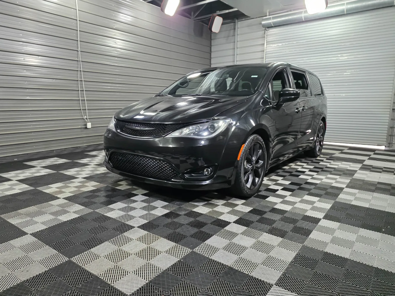 Purple 2020 Chrysler Pacifica Touring for sale in Sykesville, MD