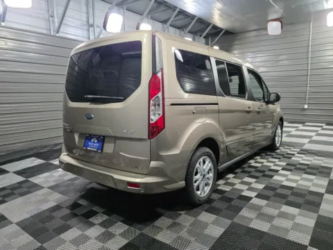 More photos of 2019 Ford Transit Connect Wagon XLT at Trust Auto, MD