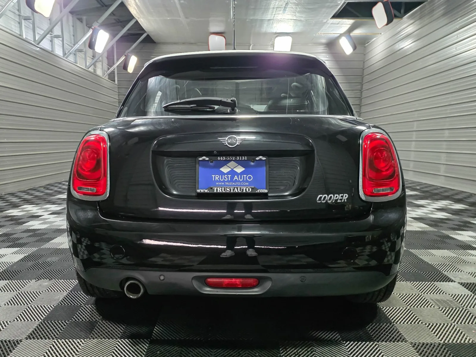 2019 MINI Hardtop 4 Door - Photo 6