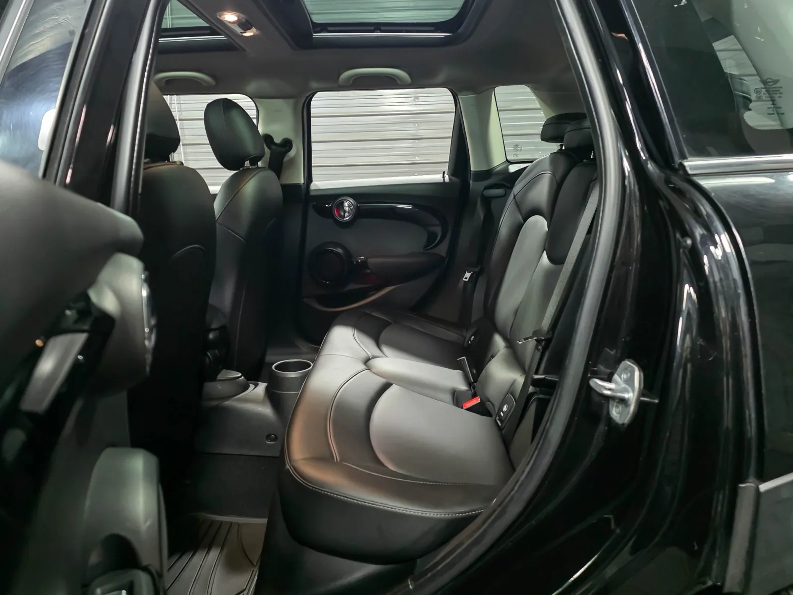 2019 MINI Hardtop 4 Door - Photo 16
