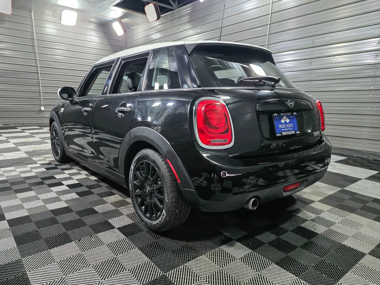 2019 MINI Hardtop 4 Door - Photo 7
