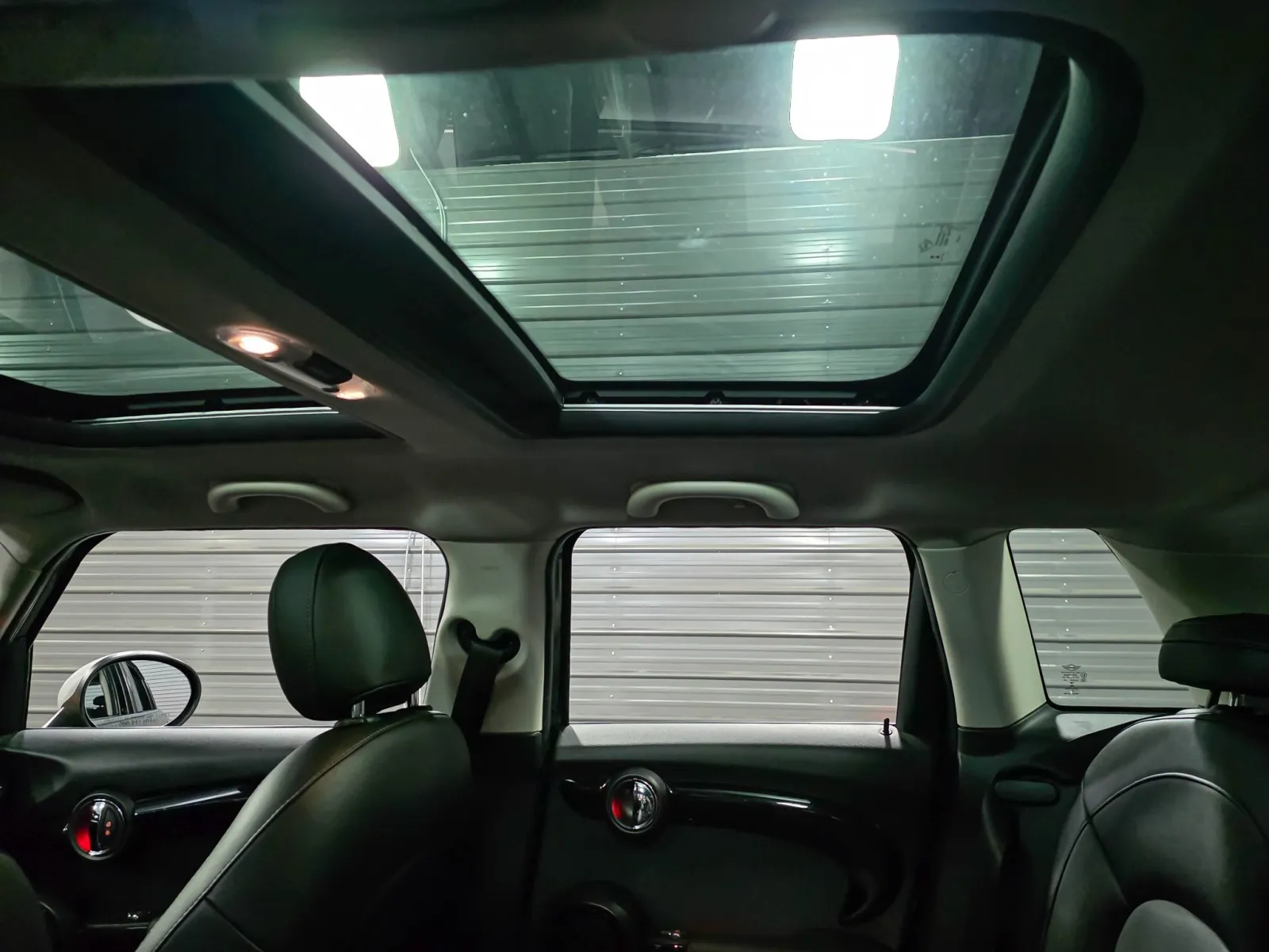 2019 MINI Hardtop 4 Door - Photo 19