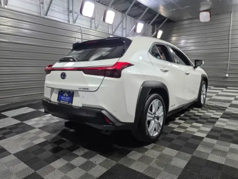 More photos of 2019 Lexus UX 250h at Trust Auto, MD