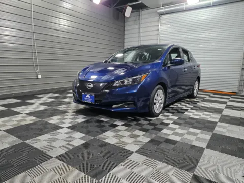 Silver 2023 Nissan LEAF S for sale in Sykesville, MD