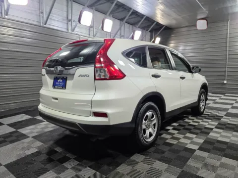 More photos of 2016 Honda CR-V LX at Trust Auto, MD