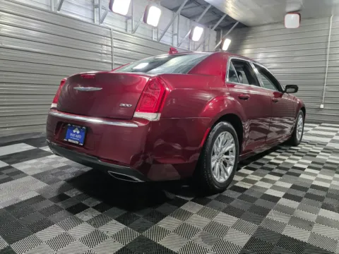 More photos of 2017 Chrysler 300 Limited at Trust Auto, MD
