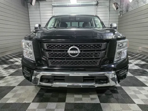 Photos of 2023 Nissan Titan Platinum Reserve for sale in Sykesville, MD at Trust Auto
