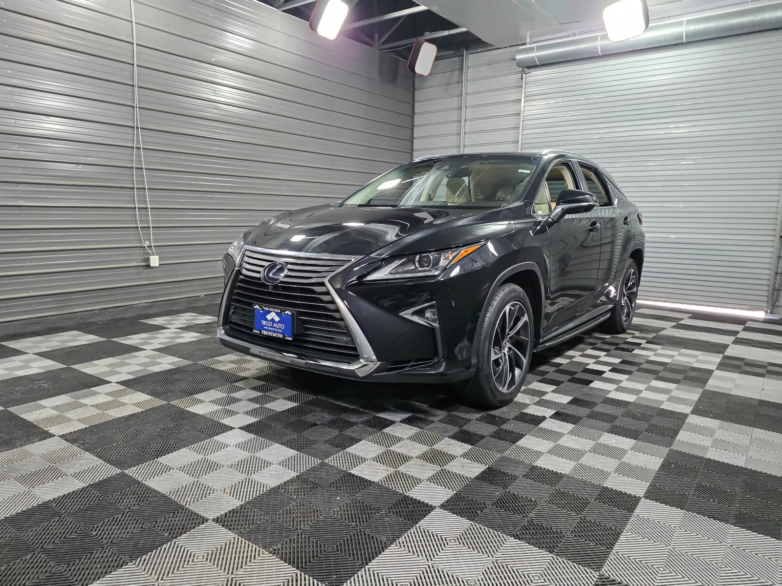 Silver 2018 Lexus RX 450h for sale in Sykesville, MD