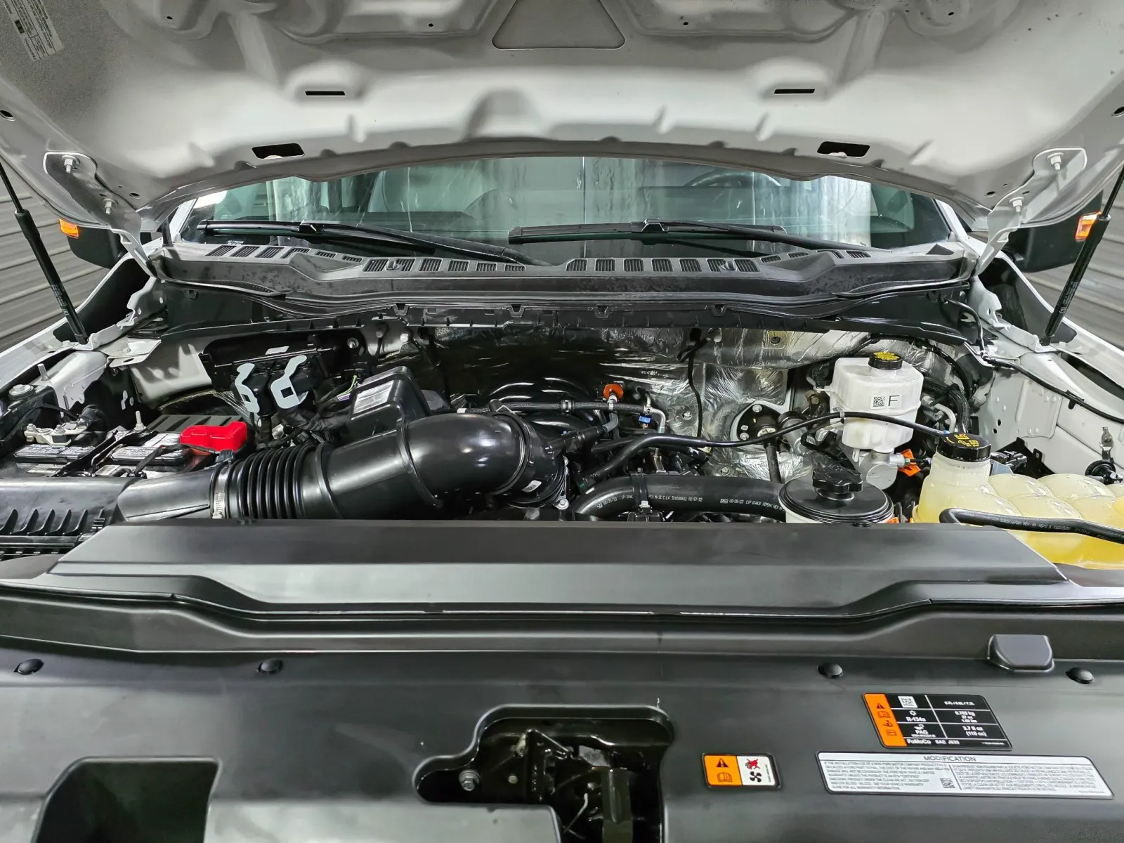 2023 Ford F-350 Super Duty Chassis Cab XL - Photo 37