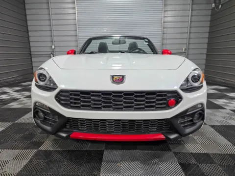 Photos of 2020 FIAT 124 Spider Classica for sale in Sykesville, MD at Trust Auto