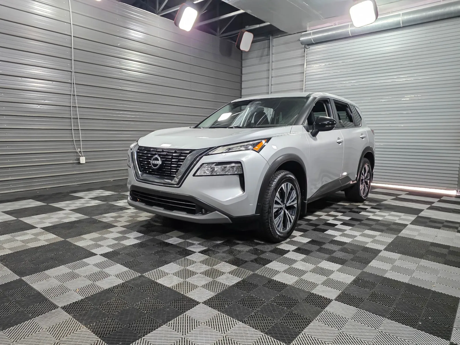 Silver 2022 Nissan Rogue SV for sale in Sykesville, MD