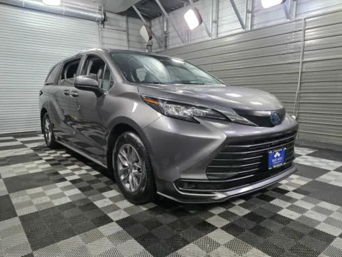 Another view of 2023 Toyota Sienna LE for sale in Sykesville, MD at Trust Auto