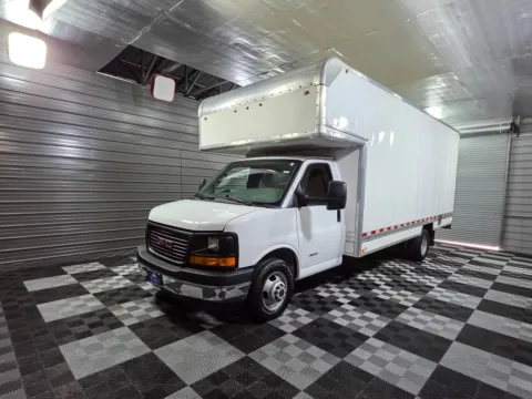 2017 GMC Savana Commercial Cutaway 4500 for sale in Sykesville, MD